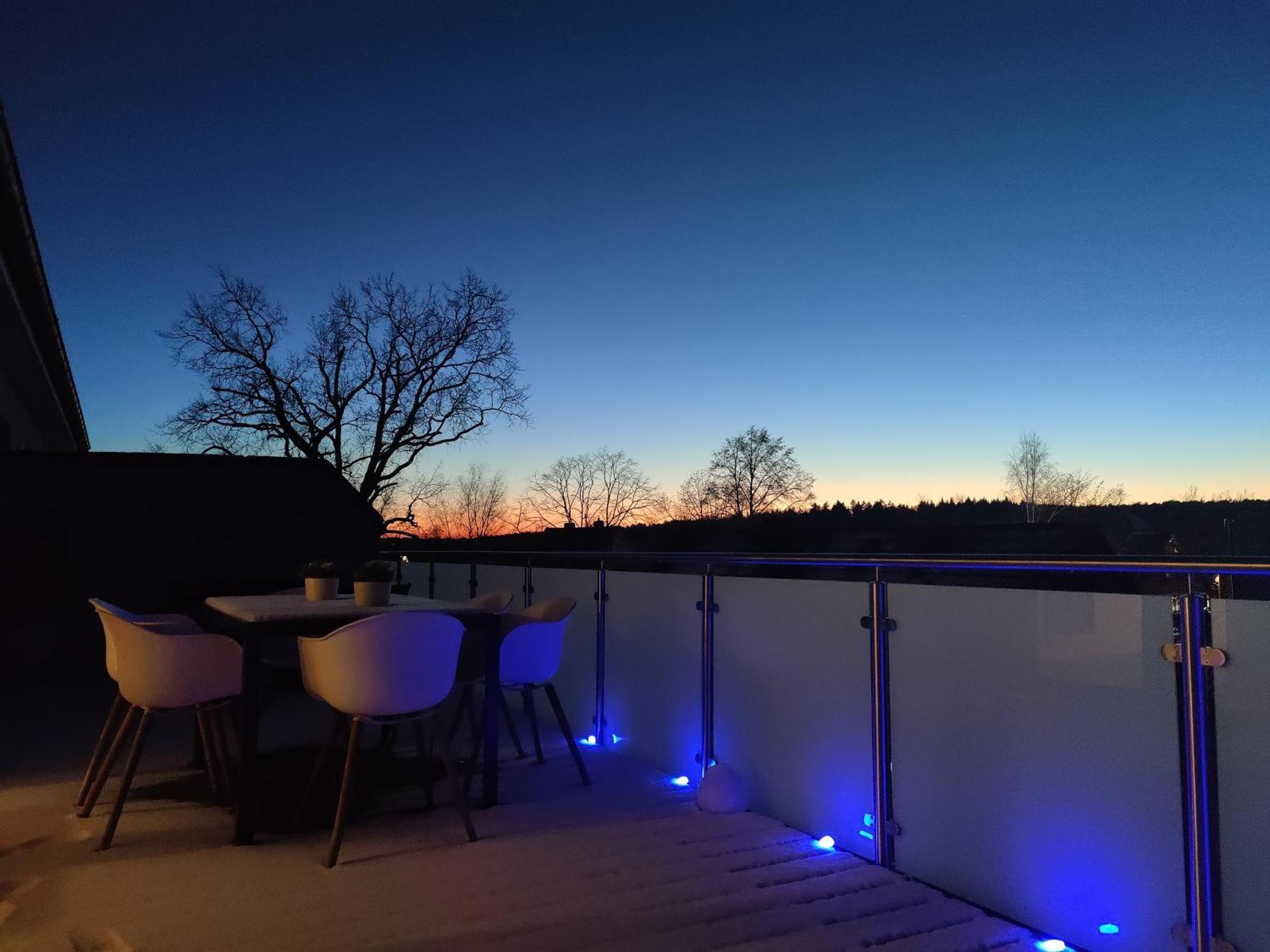 Penthouse Mit Whirlpool Im Herzen Von Niedersachsen Burgwedel  Exterior foto
